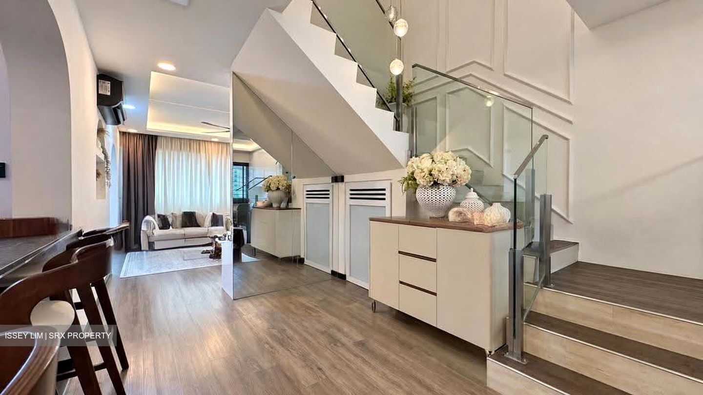 Blk 558 Hougang Street 51 (Hougang), HDB Executive #631535641
